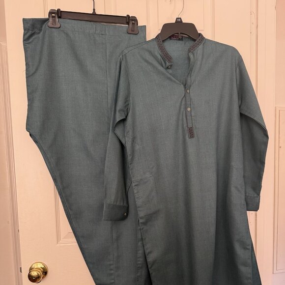 Indian Pakistani shalwar kameez for 12-13 yr boy - Picture 4 of 6